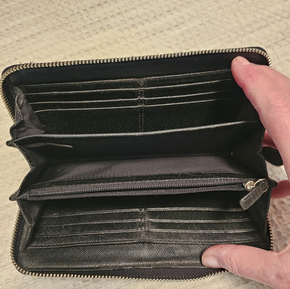 Wallet - Picture 3 of 3